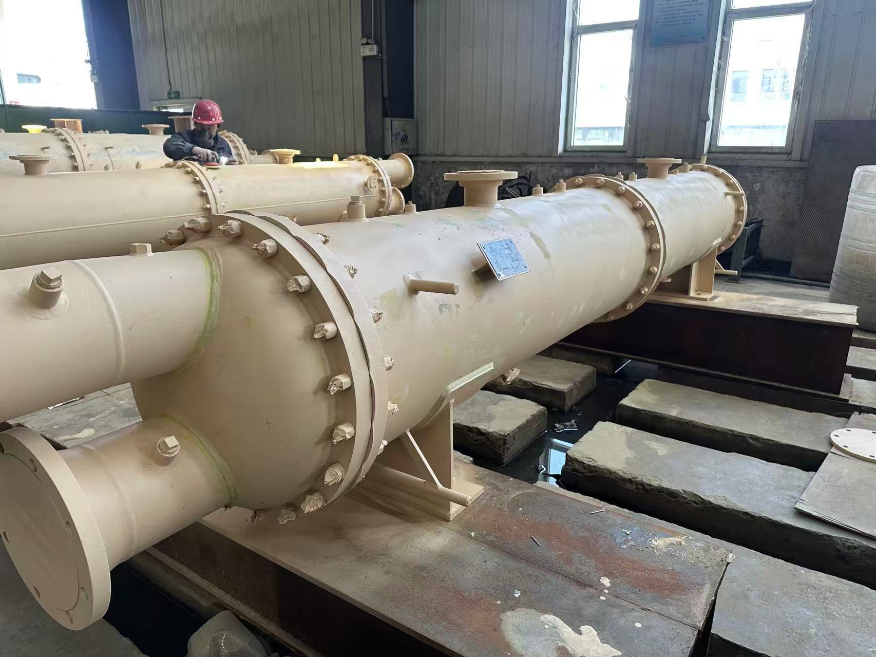 The types of marine condensers